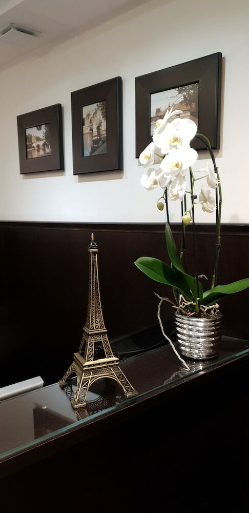 Hotel H�tel de La Paix Tour Eiffel