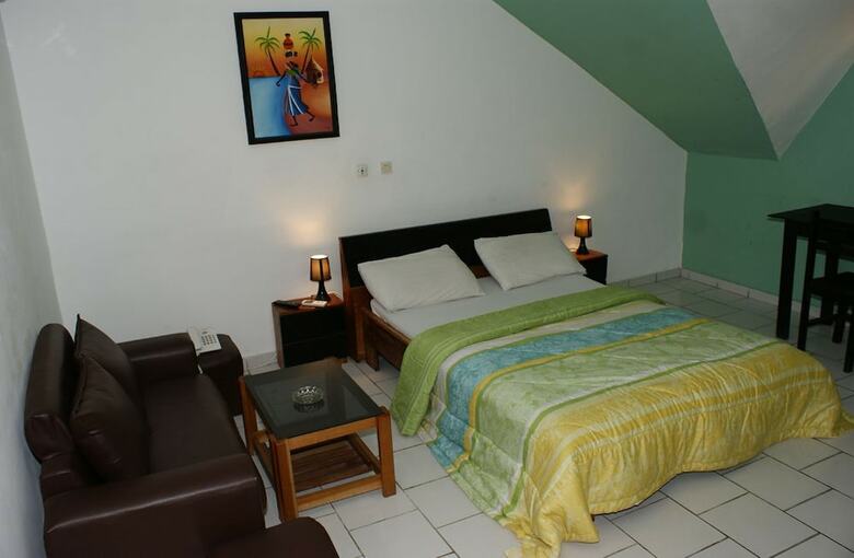 Sun Set Hotel