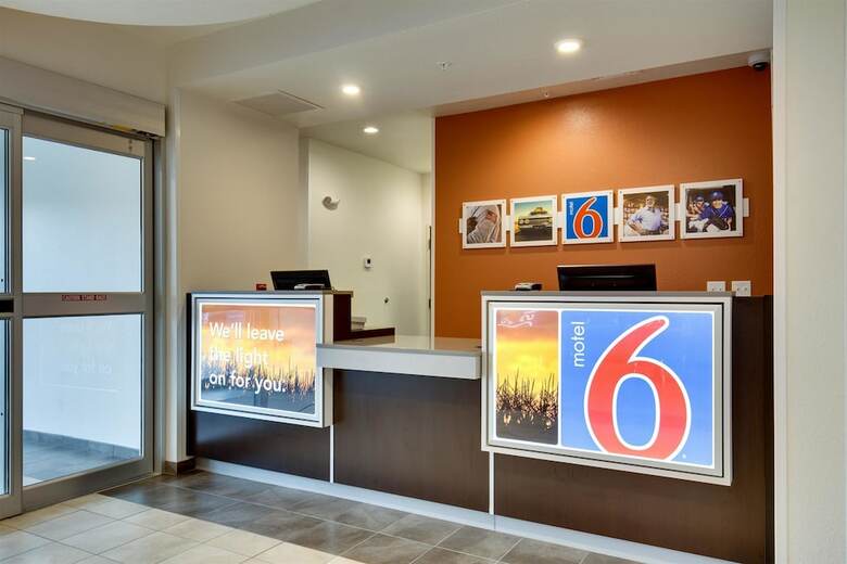 Hotel Motel 6 Poplar Bluff, Mo