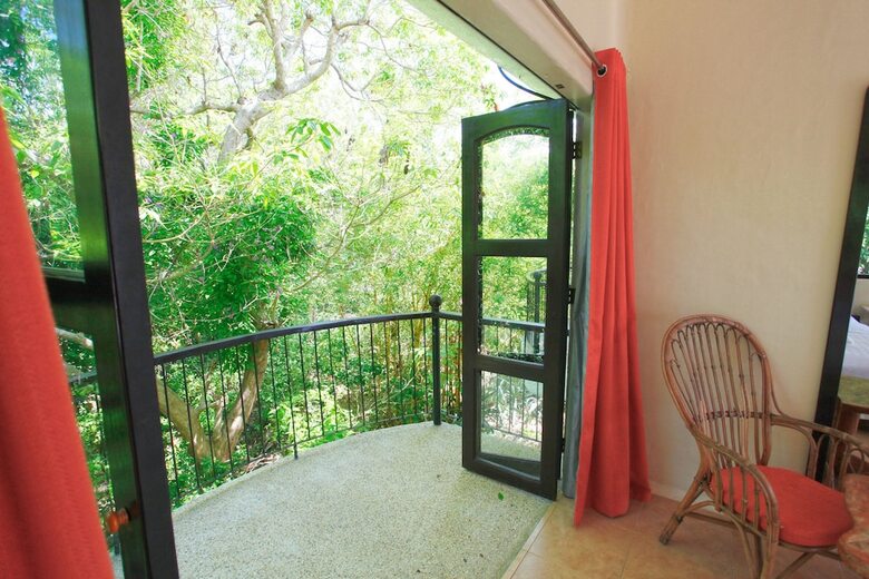 Bed & Breakfast Granada Beach Resort - Adults Only