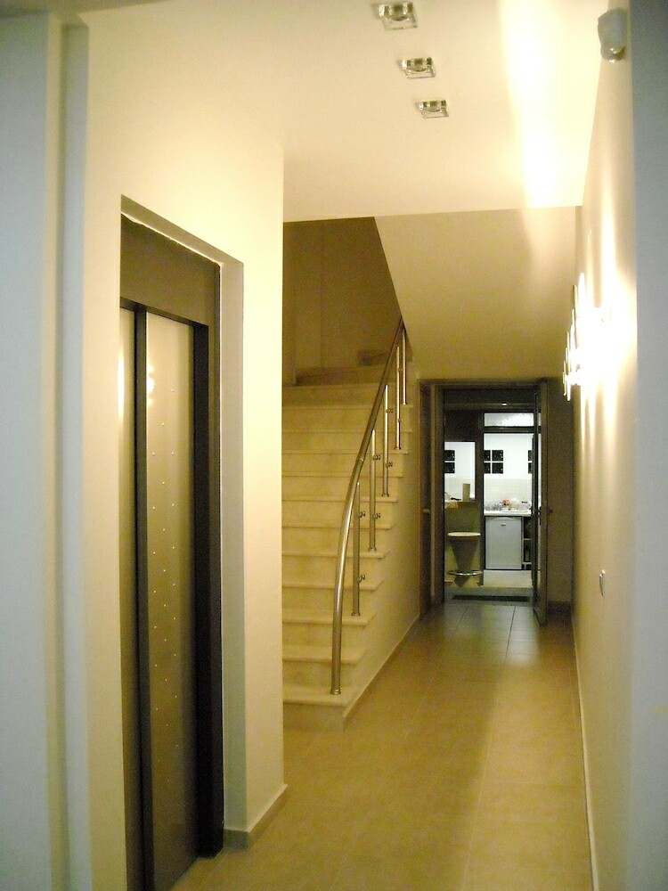 Hotel Epavlis