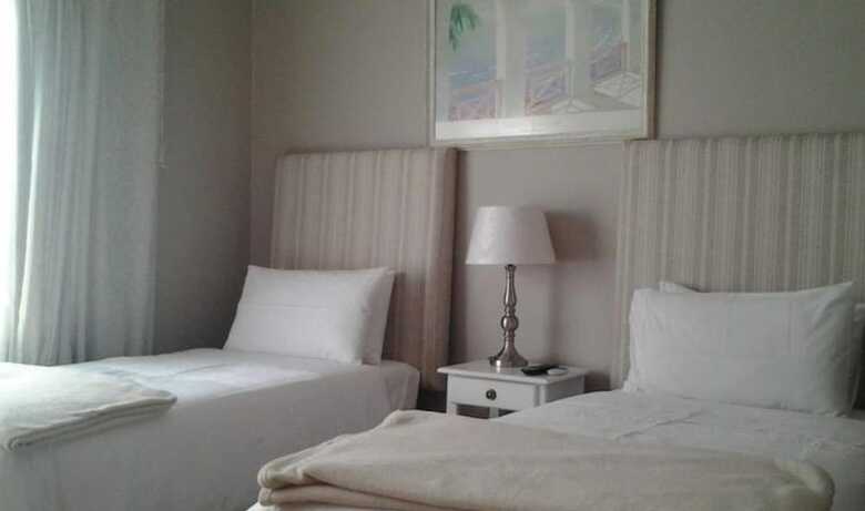 Hotel Warwick Place