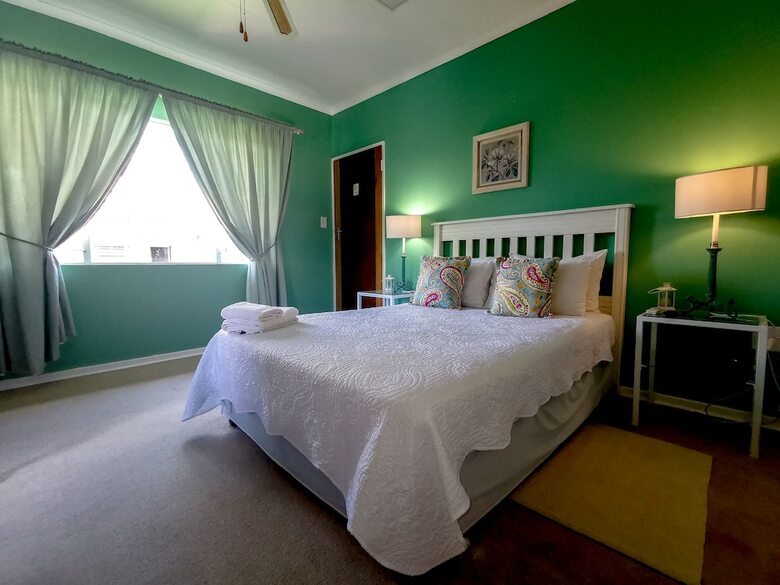 Hotel Loerie Guesthouse