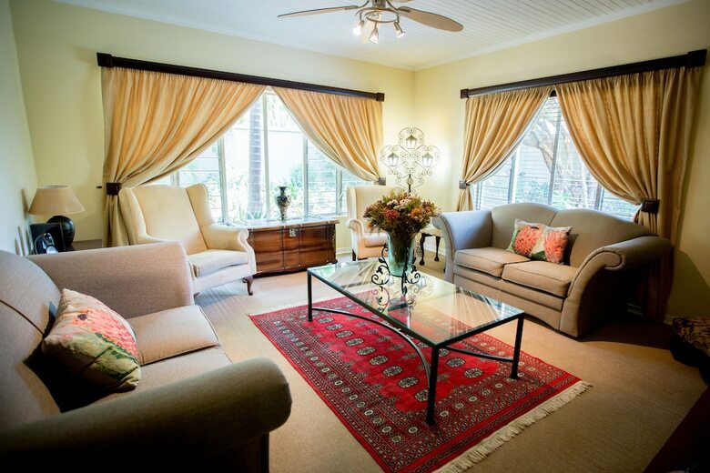 Hotel Loerie Guesthouse