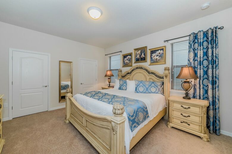 Windsor At Westside Resort By Global Resort Homes