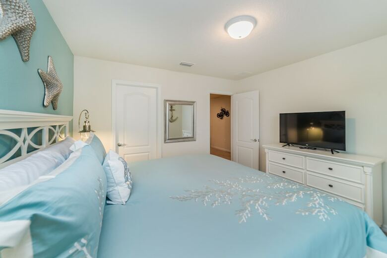 Windsor At Westside Resort By Global Resort Homes