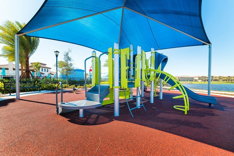 Windsor At Westside Resort By Global Resort Homes
