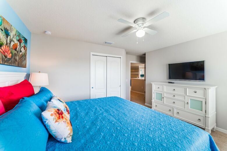 Windsor At Westside Resort By Global Resort Homes
