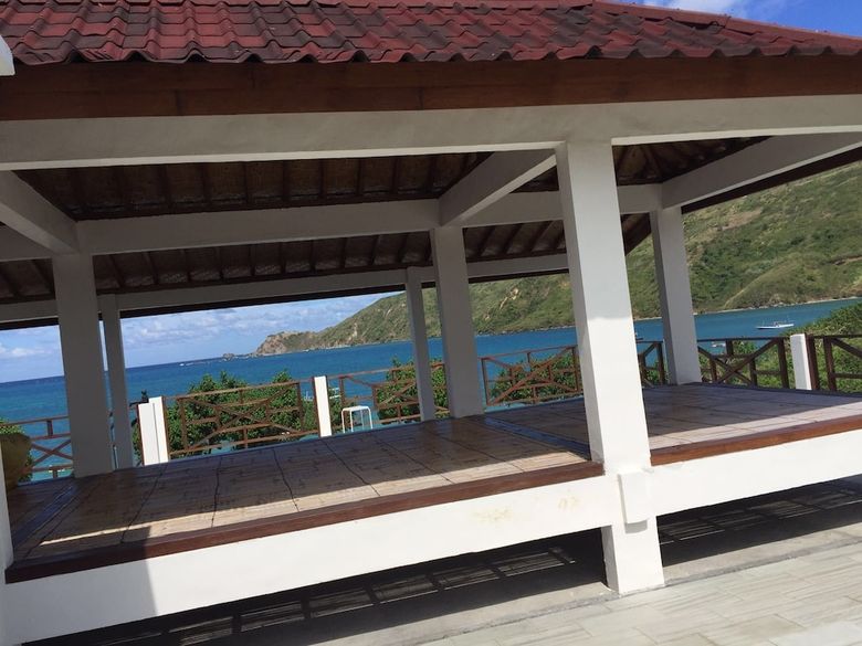 Family Beach Hotel - Kuta Lombok