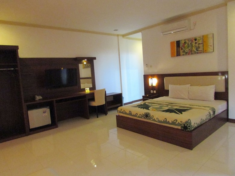 Family Beach Hotel - Kuta Lombok