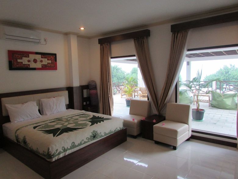 Family Beach Hotel - Kuta Lombok