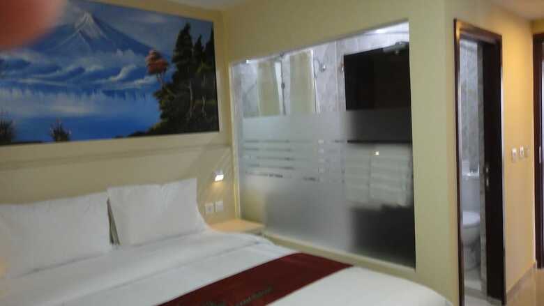 The Arya Hotel