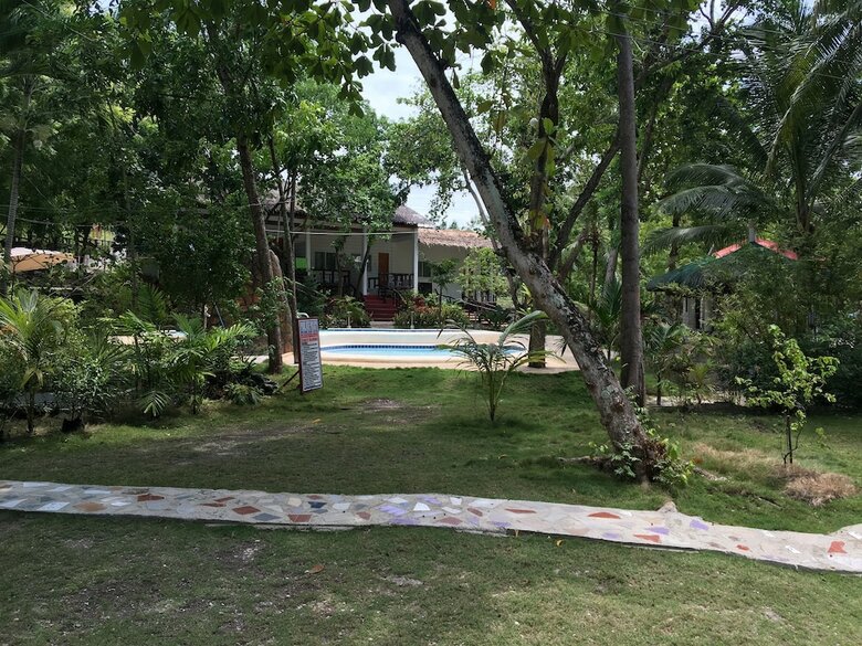 Hotel Santander Pebbles Beach Resort