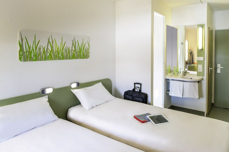 Hotel Ibis Budget Mont�limar