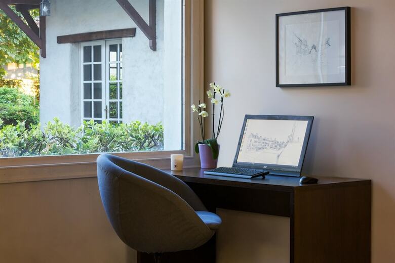 Hotel Best Western Blanche de Castille Dourdan