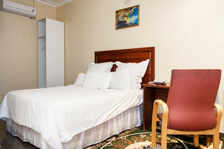 Hotel Glen Lodge & Tours