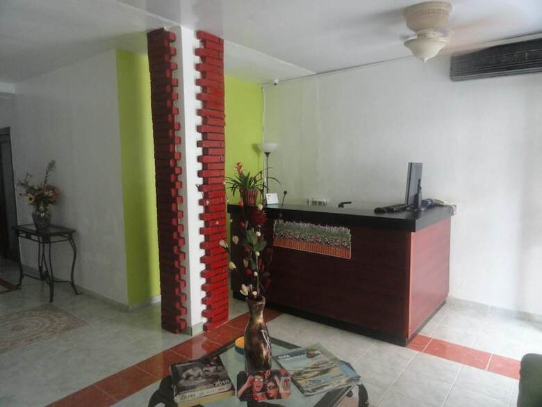 Hotel Odette Colonial