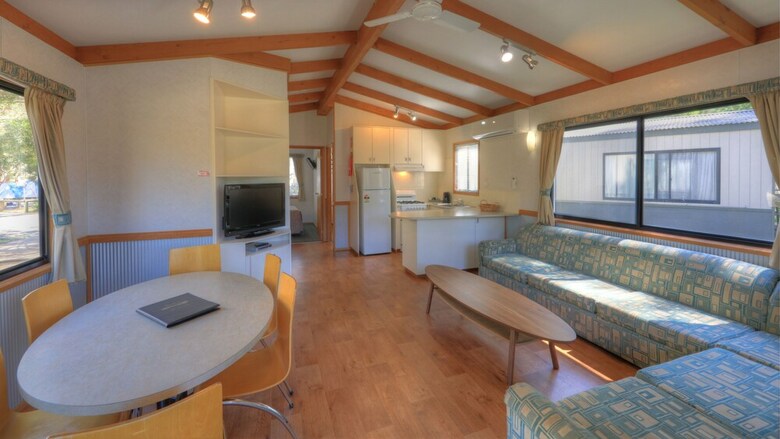 Cabana Moama Riverside Holiday & Tourist Park
