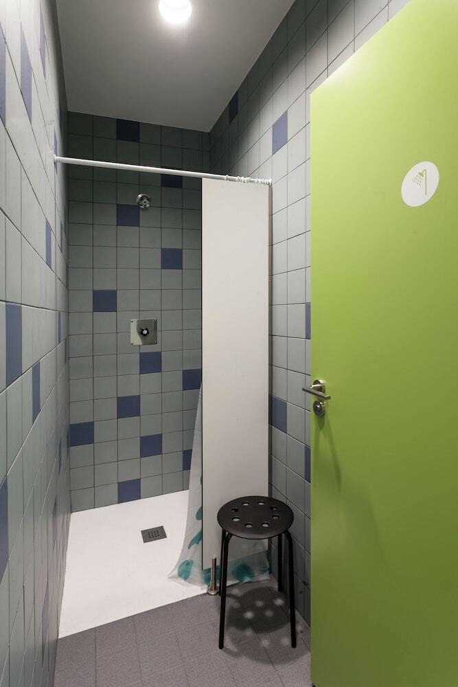 Hostal Youth Hostel Non Stop Inn By Irrisarri Land