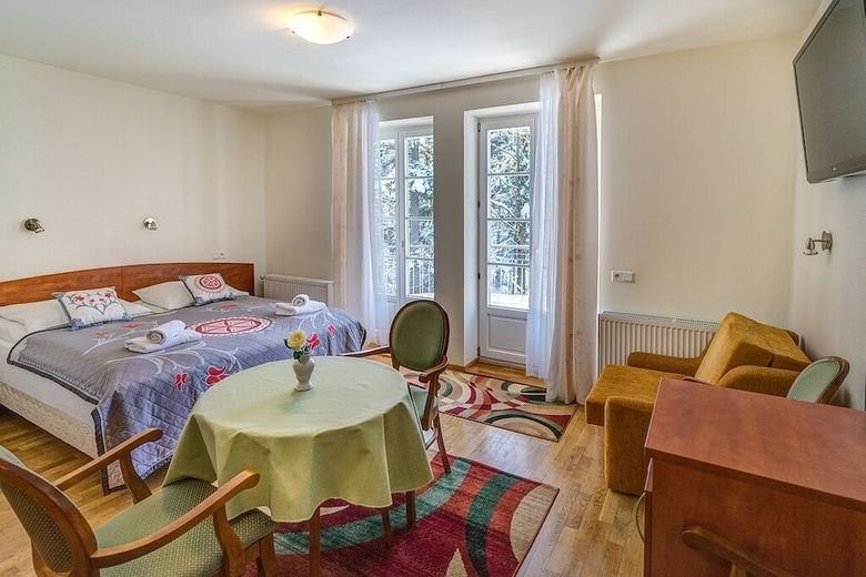 Hotel Astoria - Willa Literat�w