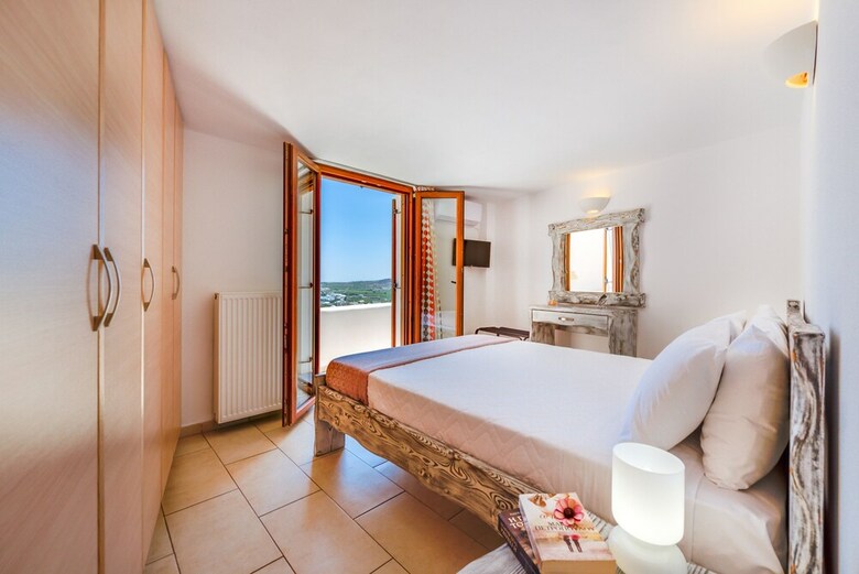 Aparthotel Akrotiri Apartments