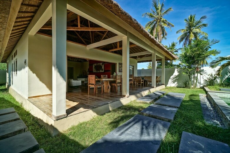 Hotel Tiki Lodge Lombok