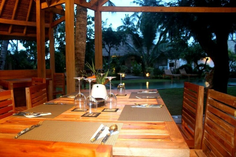 Hotel Tiki Lodge Lombok
