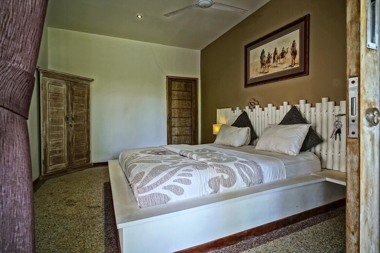 Hotel Tiki Lodge Lombok