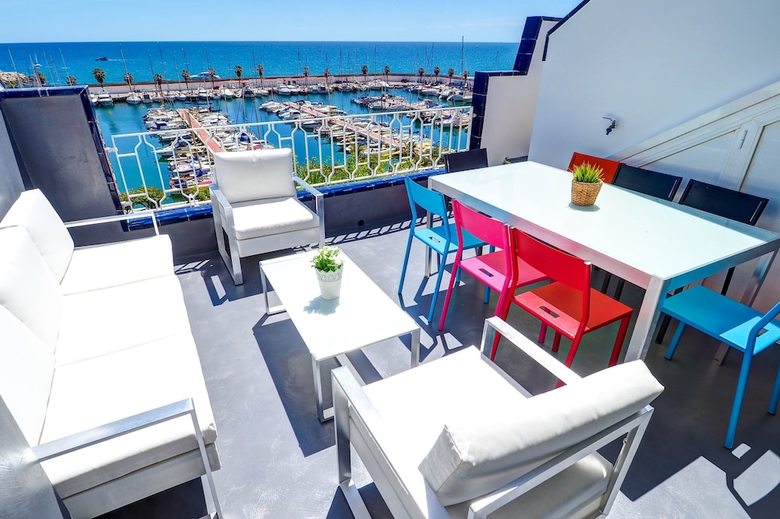 Apartamentos The Moonlight Sea View