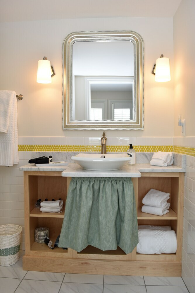 Bed & Breakfast Inn At Evergreen