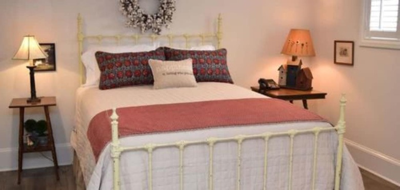 Bed & Breakfast Inn At Evergreen