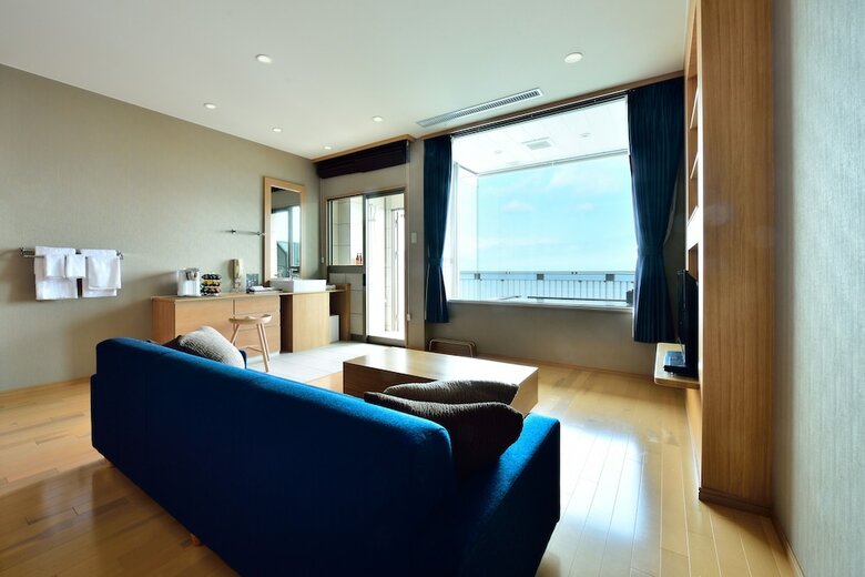 Hotel Fontaine Bleau Atami