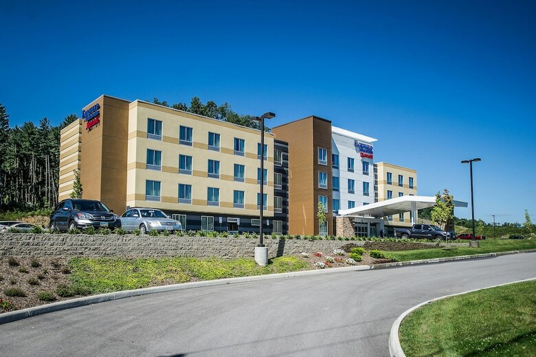 Hotel Fairfield Inn & Suites Cambridge