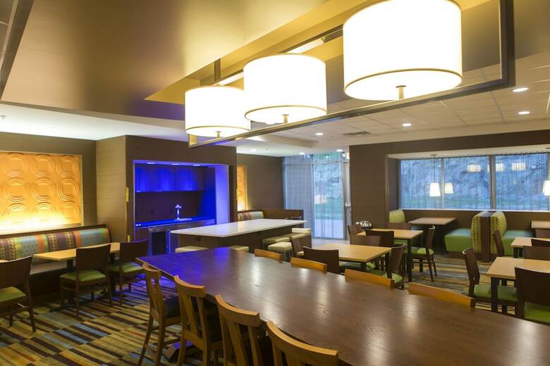 Hotel Fairfield Inn & Suites Cambridge