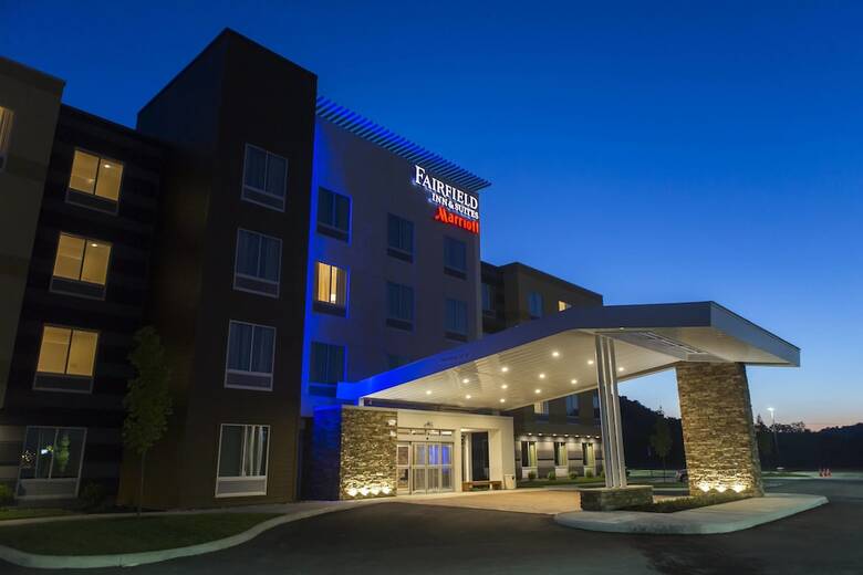 Hotel Fairfield Inn & Suites Cambridge