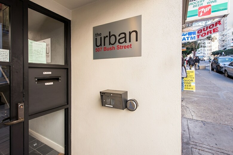 Hotel The Urban