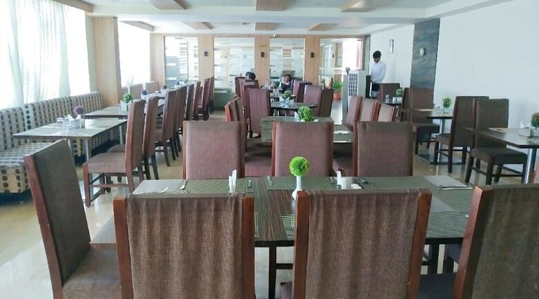 Hotel Clarks Inn Hampi