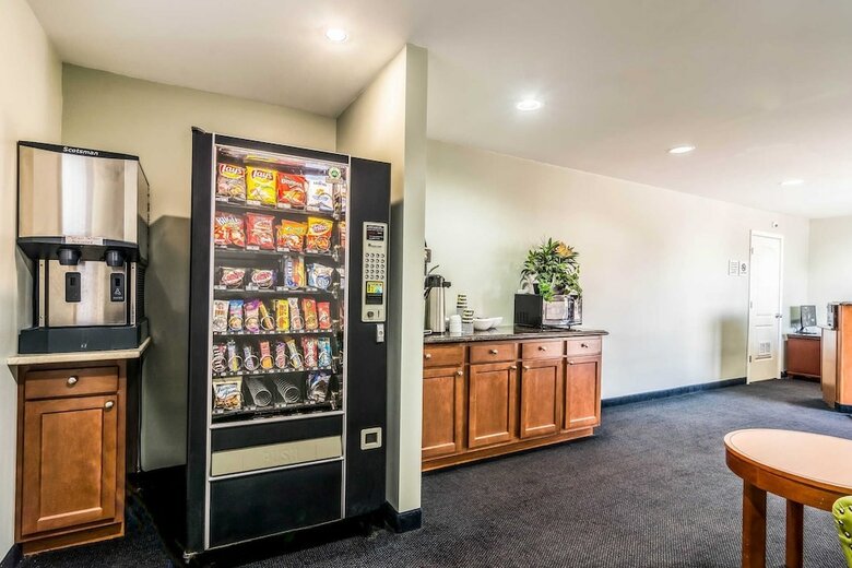 Hotel Rodeway Inn