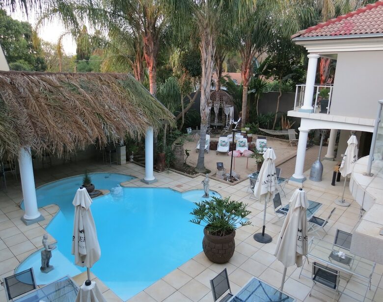 Hotel Cocomo Guesthouse, Spa And Conference Centre
