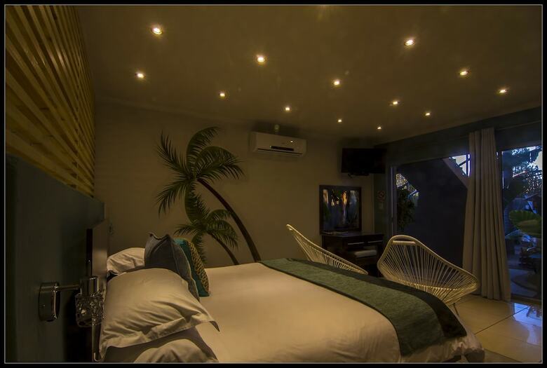 Hotel Cocomo Guesthouse, Spa And Conference Centre