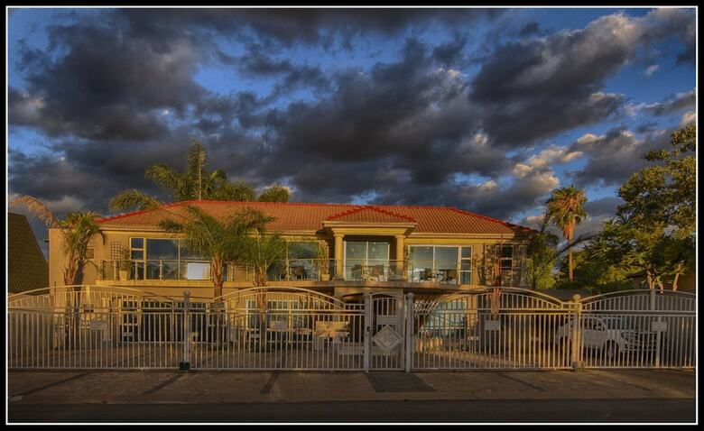 Hotel Cocomo Guesthouse, Spa And Conference Centre