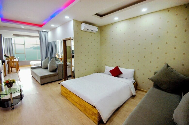 Handy Holiday Nha Trang Beach Apartment