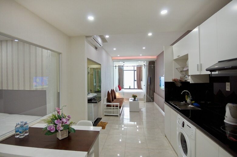 Handy Holiday Nha Trang Beach Apartment