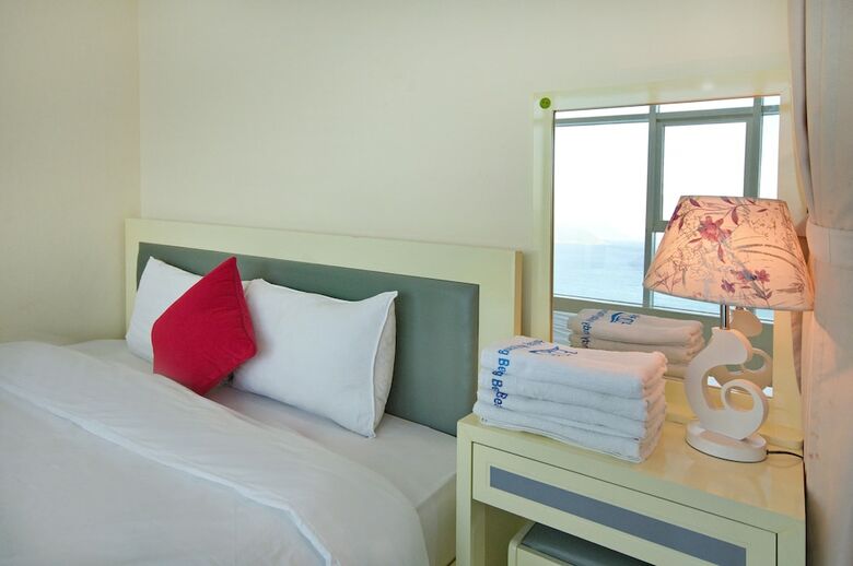 Handy Holiday Nha Trang Beach Apartment