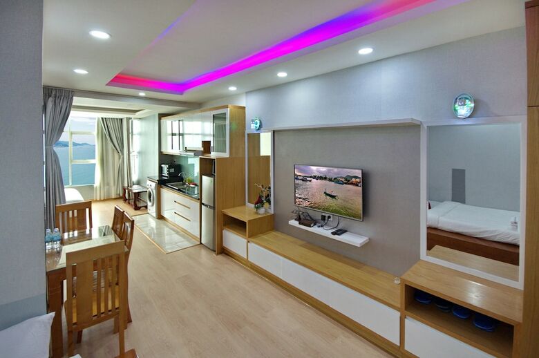 Handy Holiday Nha Trang Beach Apartment