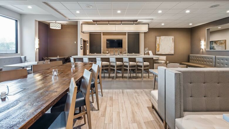 Hotel Best Western Premier Energy Corridor