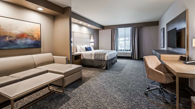 Hotel Best Western Premier Energy Corridor