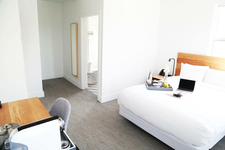 Urbanica The Meridian Hotel