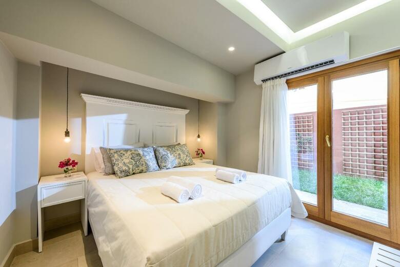 Hotel Candia Suites & Rooms