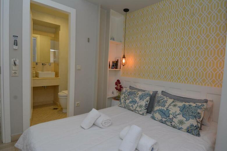Hotel Candia Suites & Rooms